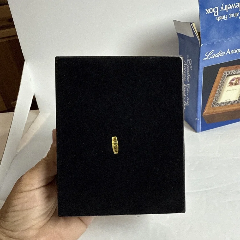 Vintage Jewelry Box With Photo Frame Hinged Walnut‎ Finish 5.5x4.5